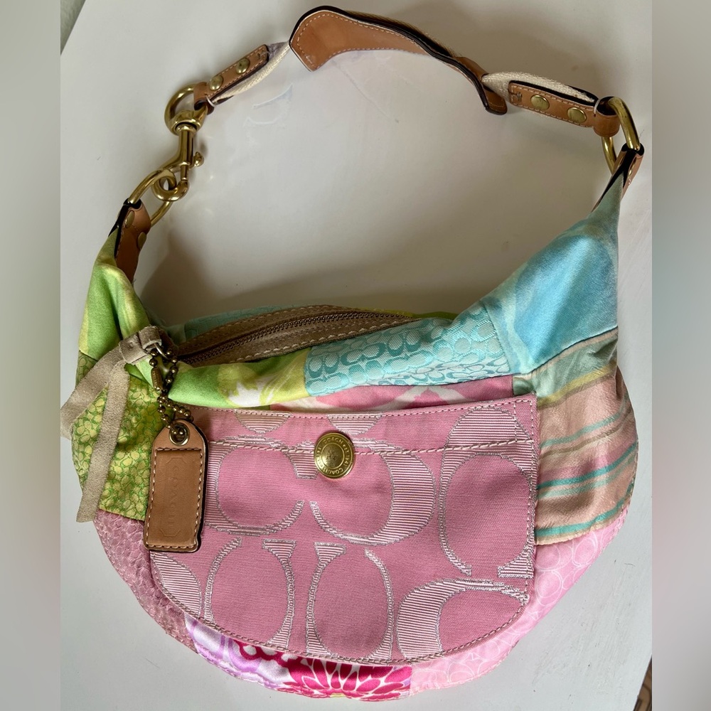 COACH Vintage Y2K multicolor Patchwork Bag – Pastel, Small & Chic - Picture 12 of 17